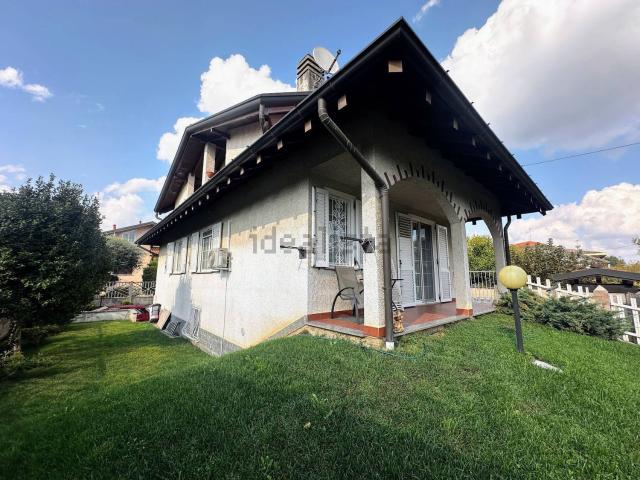 Case e ville in vendita di 183 m² in Via Alcide de Gasperi