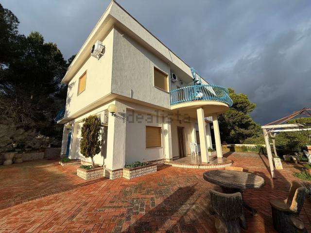 Case e ville in vendita di 183 m² in Strada Vicinale Maiata Vassallaggi
