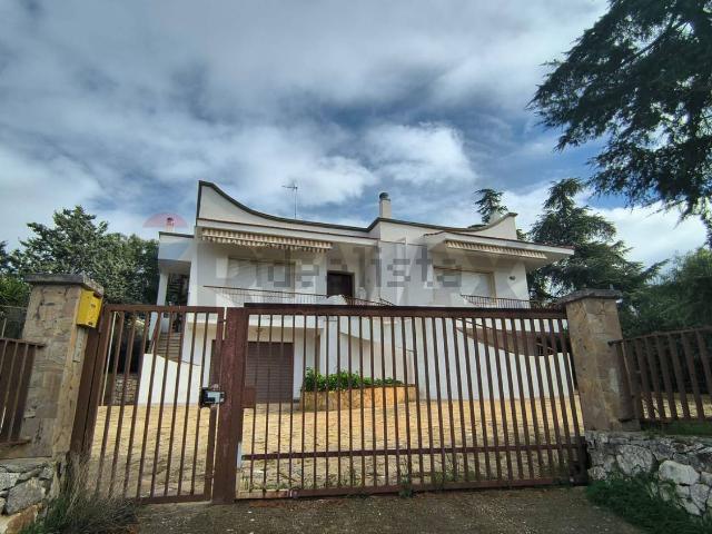 Case e ville in vendita di 184 m²