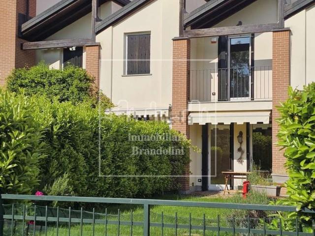Case e ville in vendita di 184 m²
