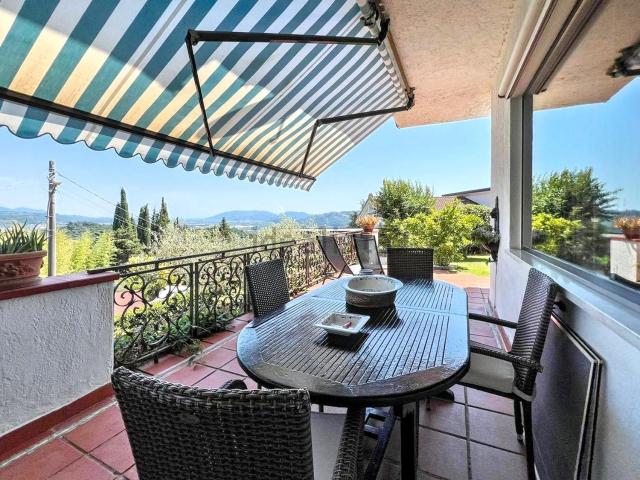 Case e ville in vendita di 185 m² in Via Cardalin