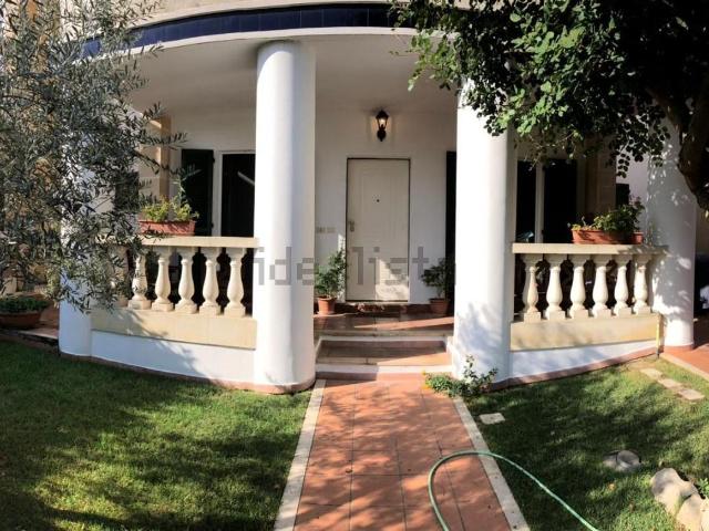 Case e ville in vendita di 185 m²