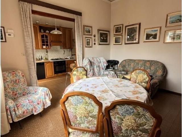 Case e ville in vendita di 185 m² in Via Delfinato