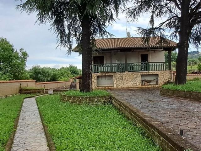 Case e ville in vendita di 185 m² in Via delle quinte, 235