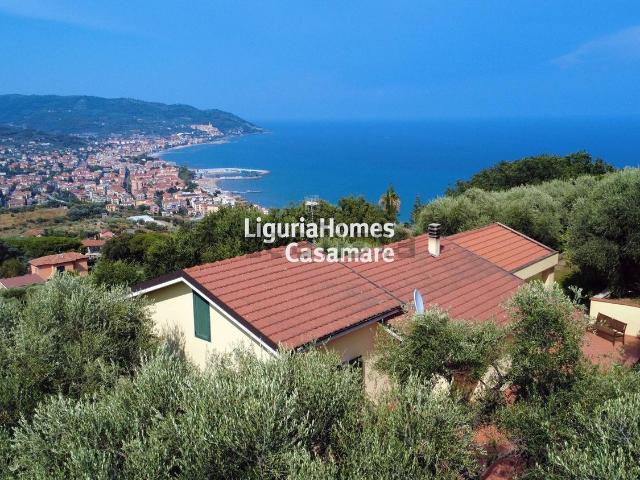 Case e ville in vendita di 185 m² in Strada Berzi