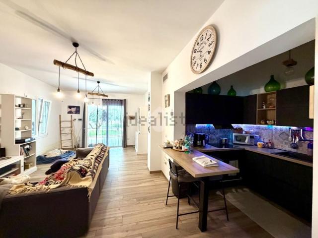 Case e ville in vendita di 187 m² in Via Baffin