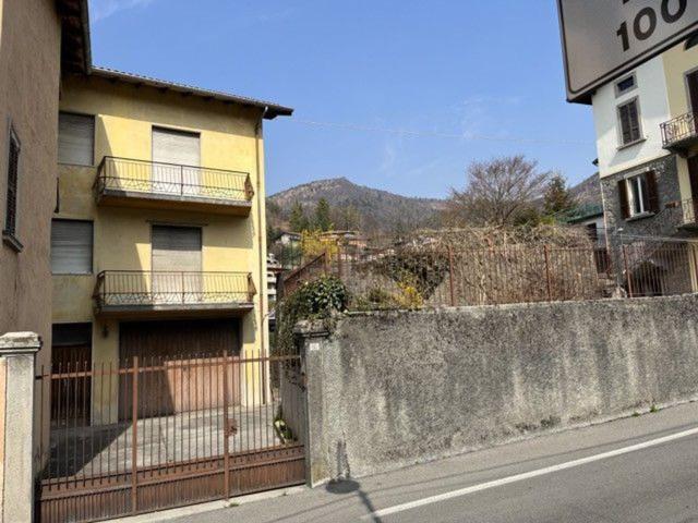 Case e ville in vendita di 187 m² in Via Giuseppe Mazzini