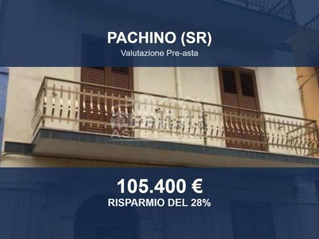 Case e ville in vendita di 188 m² in Via Giuseppe Mazzini, 171
