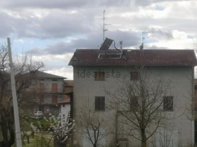 Case e ville in vendita di 188 m² in Via Pianzo