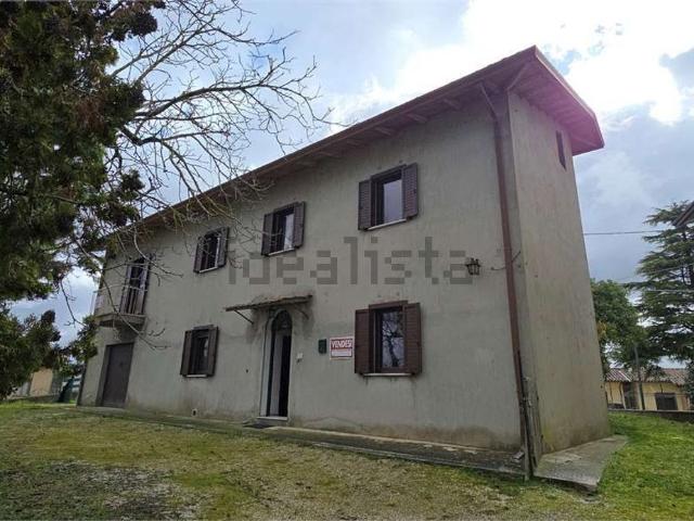 Case e ville in vendita di 188 m² in Località Belvedere, 9