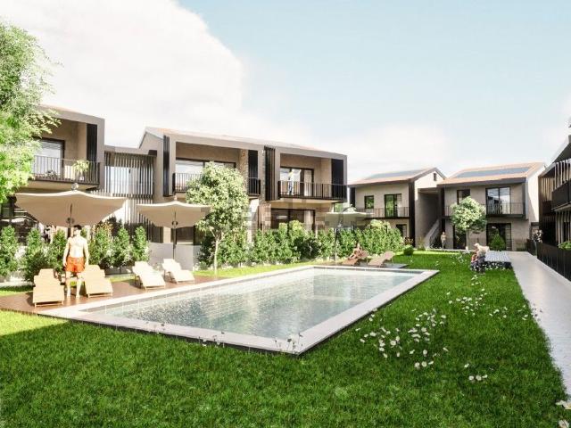Case e ville in vendita di 189 m² in Via Palesega
