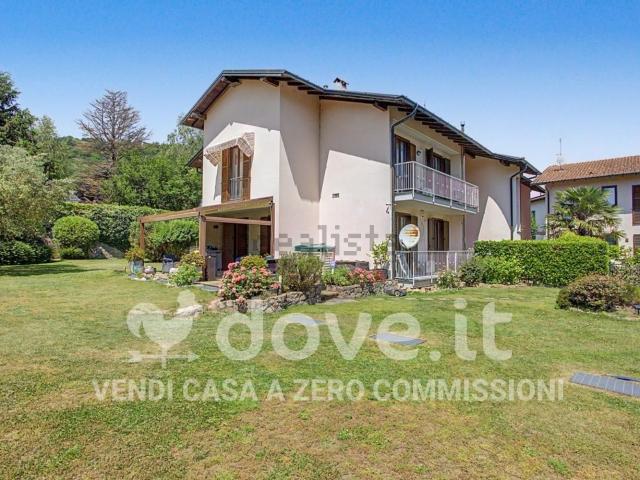 Case e ville in vendita di 189 m² in Viale Ernesto Thomas, 5