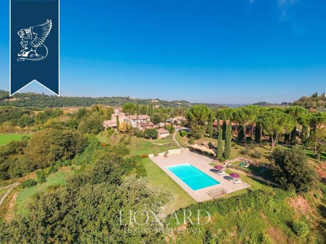 Case e ville in vendita di 1900 m²