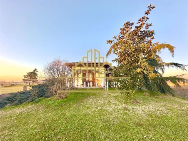 Case e ville in vendita di 190 m²