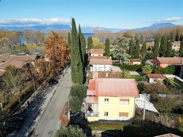 Case e ville in vendita di 190 m² in Via Cantarane