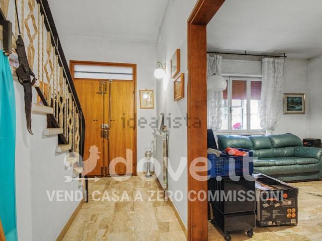 Case e ville in vendita di 190 m² in Via Bassa, 3