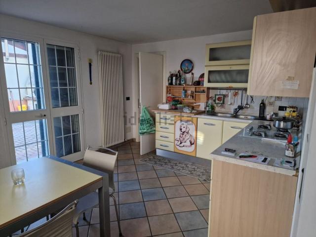 Case e ville in vendita di 190 m² in Via Giorgio Amendola