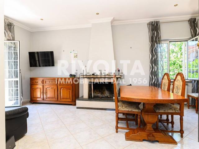 Case e ville in vendita di 190 m² in Via dei Lanfranchi