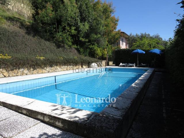 Case e ville in vendita di 190 m² in Via dell&apos Asilo, 5000