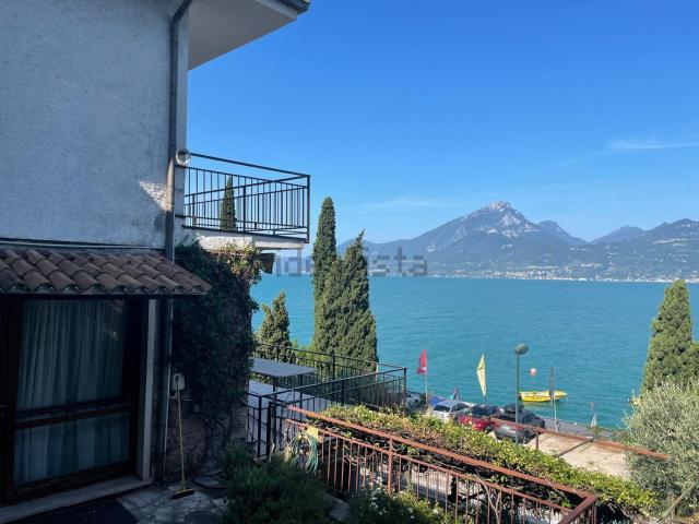 Case e ville in vendita di 190 m² in Via Salto