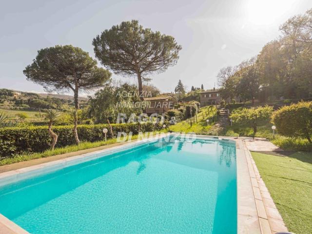 Case e ville in vendita di 190 m² in Via Sant&apos Eusebio, 14