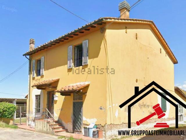Case e ville in vendita di 190 m² in Via Ponte dei Bari