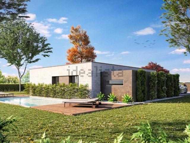 Case e ville in vendita di 190 m² in Via Riello, 1
