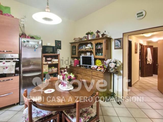 Case e ville in vendita di 190 m² in Via Ximenes, 36