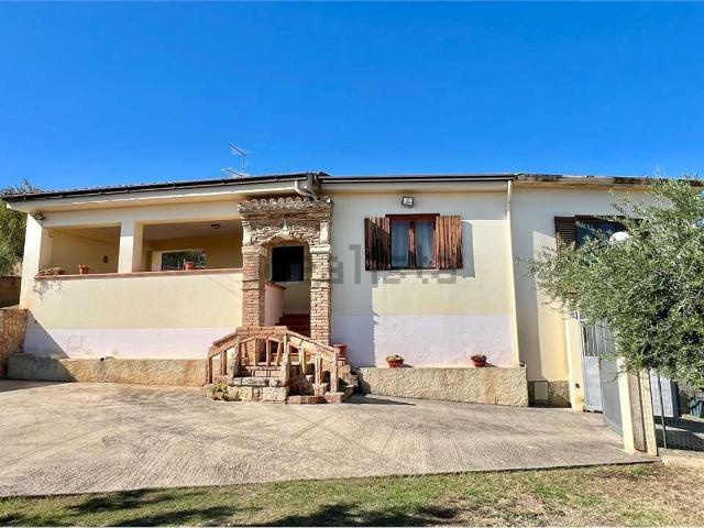 Case e ville in vendita di 190 m² in Contrada Calandrino