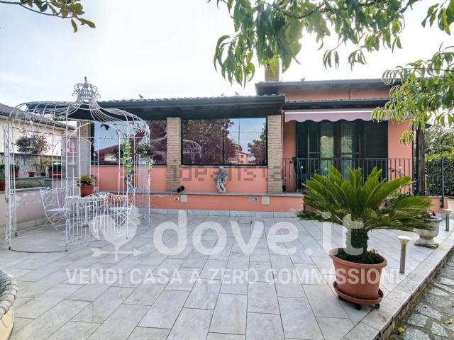 Case e ville in vendita di 190 m² in Località Borghetto