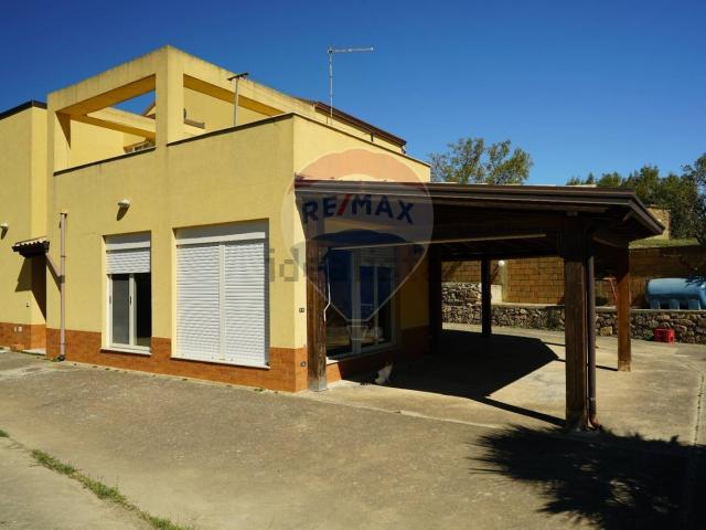 Case e ville in vendita di 190 m² in Strada Comunale 3 Vuturo