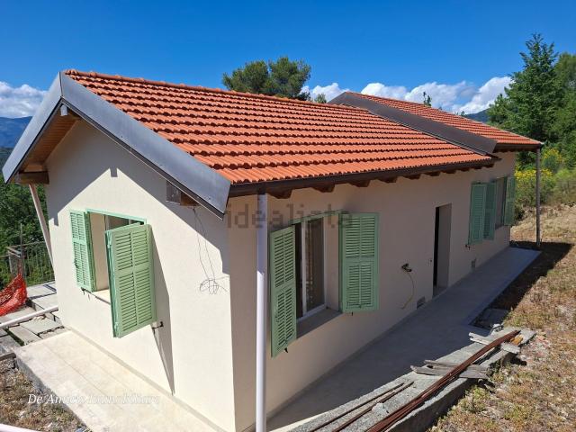 Case e ville in vendita di 190 m² in Strada Maciurina