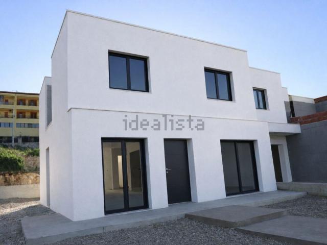 Case e ville in vendita di 191 m² in Via Goffredo Mameli