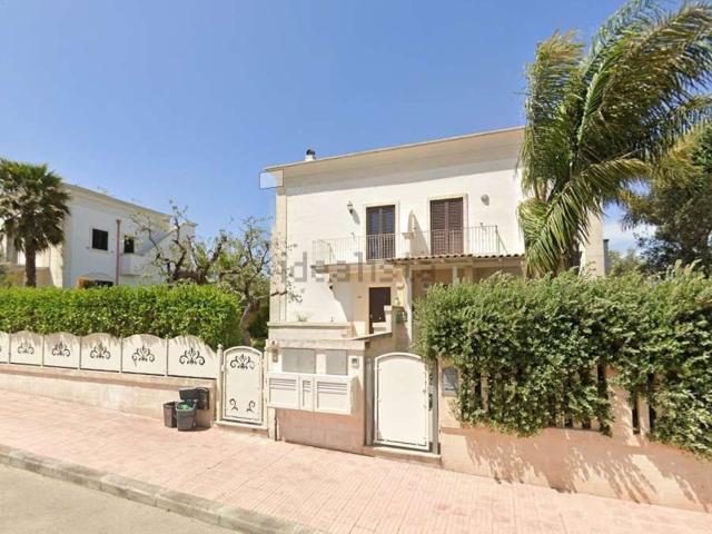 Case e ville in vendita di 191 m² in Via delle Croci