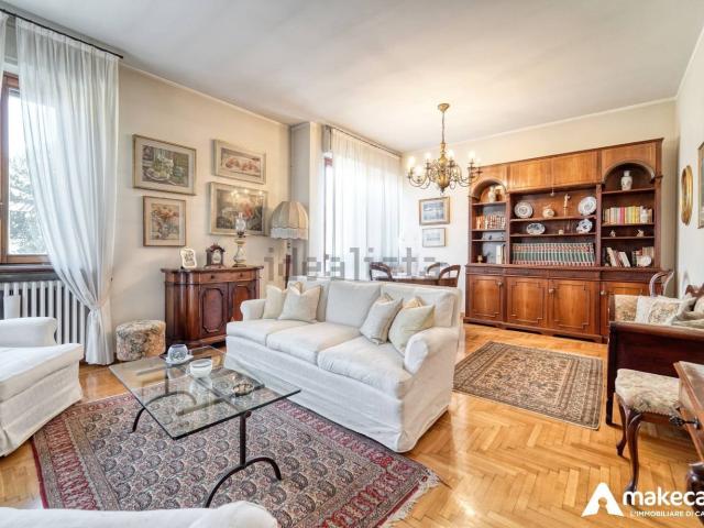 Case e ville in vendita di 191 m² in Via Pietro Mascagni, 4