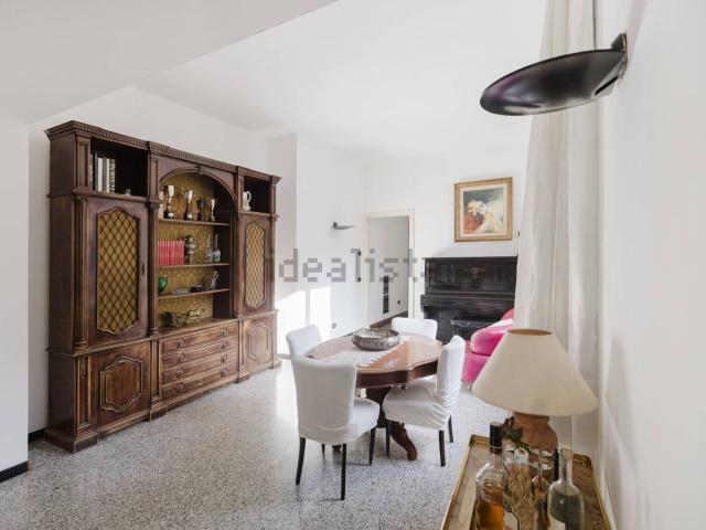 Case e ville in vendita di 191 m² in Viale L. Cadorna, 23