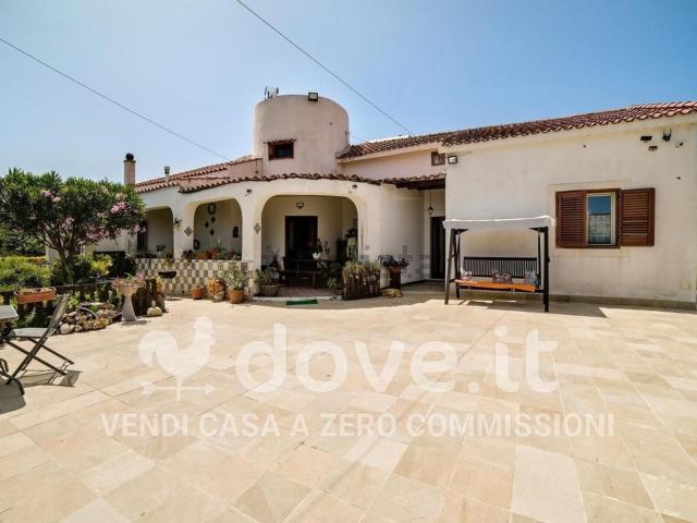 Case e ville in vendita di 192 m² in Via Amerigo Vespucci