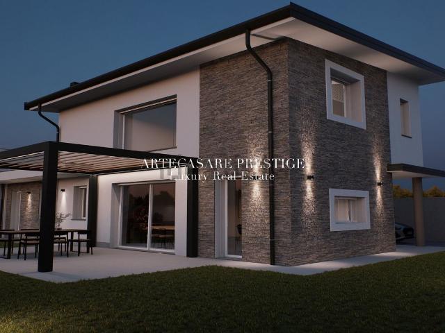 Case e ville in vendita di 192 m² in Via Giuseppe Parini, 6