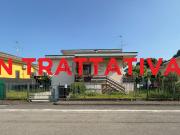 Case e ville in vendita di 192 m² in Via delle Viole, 3