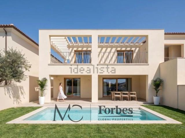 Case e ville in vendita di 193 m² in Via del Turchese