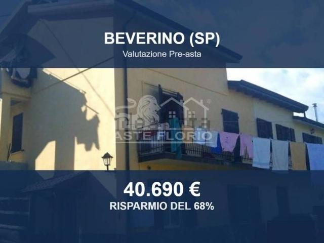 Case e ville in vendita di 193 m² in Via Paolo Boracchia, 13