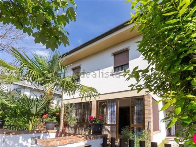 Case e ville in vendita di 194 m² in Viale della Libertà