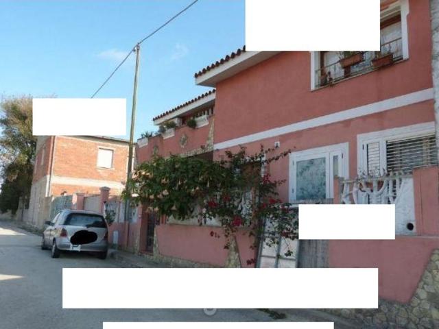 Case e ville in vendita di 195 m² in Via Roma, 283