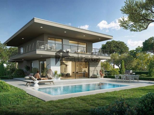 Case e ville in vendita di 196 m² in Via Castelletto