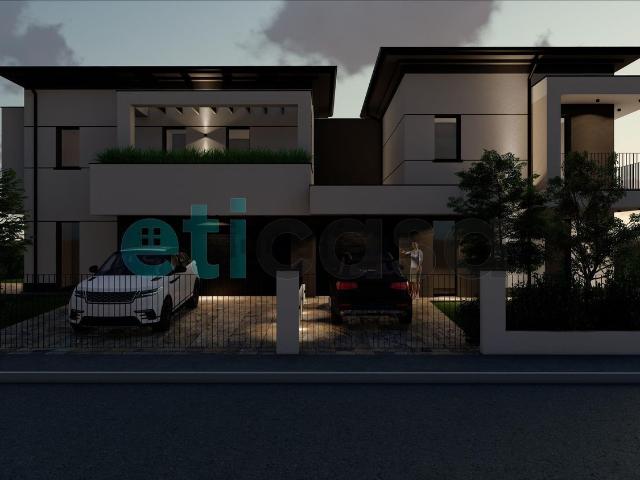 Case e ville in vendita di 196 m² in Via Salvo d&apos Acquisto