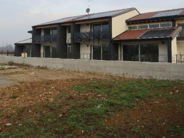 Case e ville in vendita di 196 m² in Via Roma