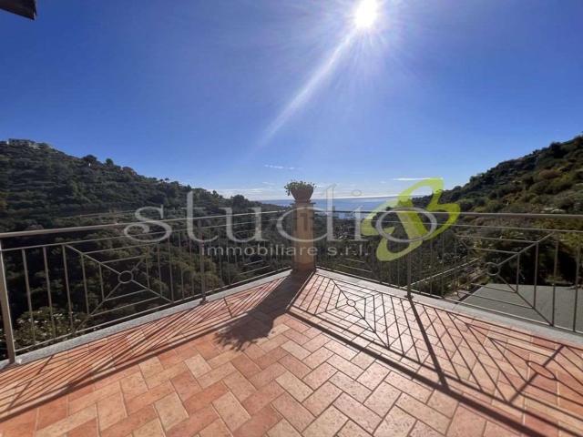 Case e ville in vendita di 197 m²