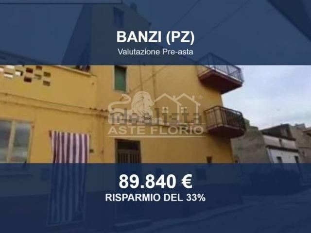 Case e ville in vendita di 197 m² in Via Nino Bixio, 16
