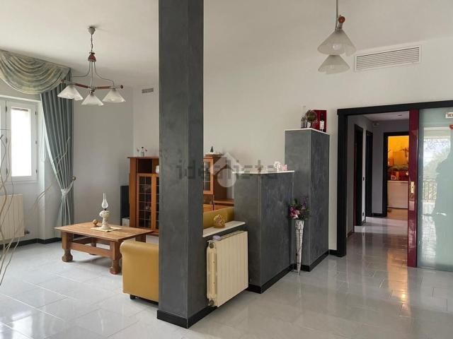 Case e ville in vendita di 198 m²