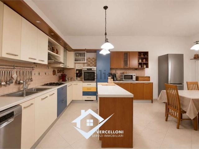 Case e ville in vendita di 199 m²